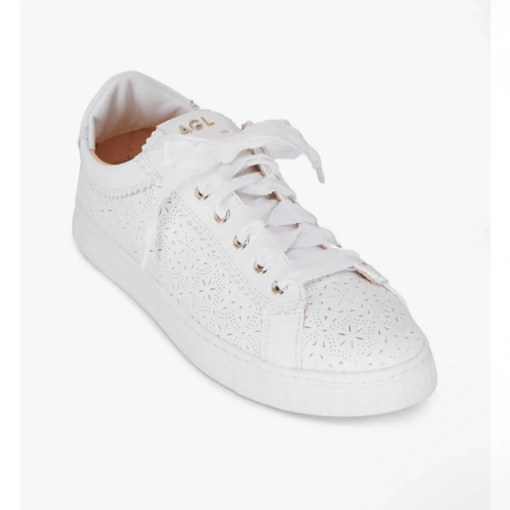 AGL Sade Spring White Flower Cut Out Sneaker $425 size 35.5 US 5.5 leather